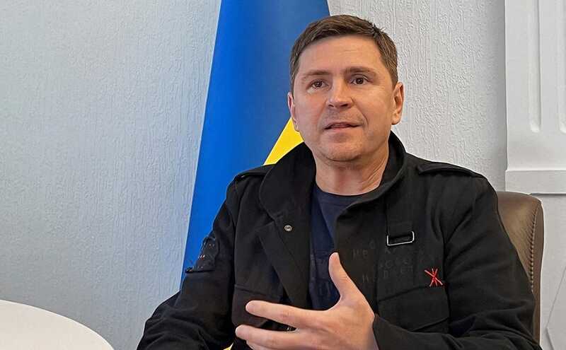 Украина пересмотрит запрет на переговоры с Путиным, - заявил Михаил Подоляк
