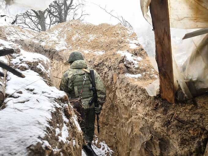 Экстренные службы подтвердили гибель военных при пожаре в российском регионе