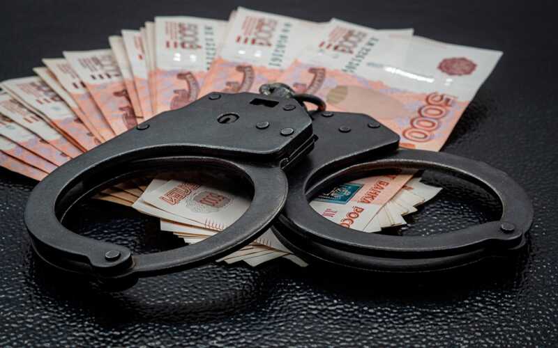 В Санкт-Петербурге задержали начальника 37-го отдела полиции по обвинению в получении взятки, сумма которой превышает миллион