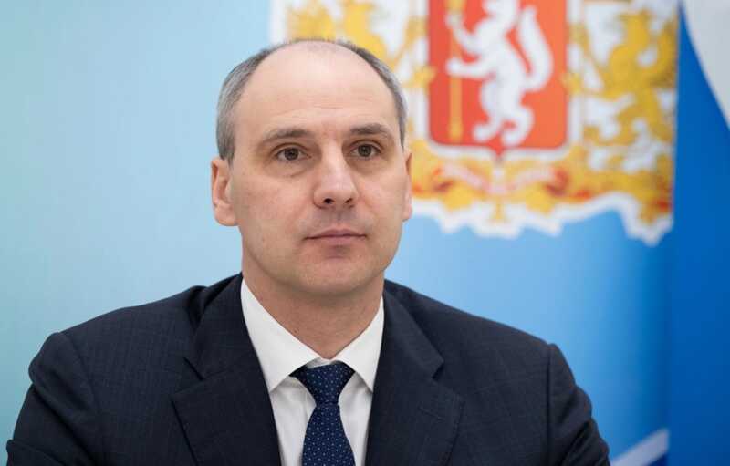 В окружении Вексельберга усиливают влияние на губернатора Паслера в Свердловской области