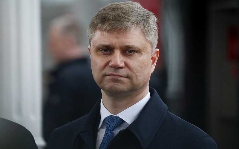 Закупки по принципу "дружбы": РЖД тратит миллиарды на связанных подрядчиков