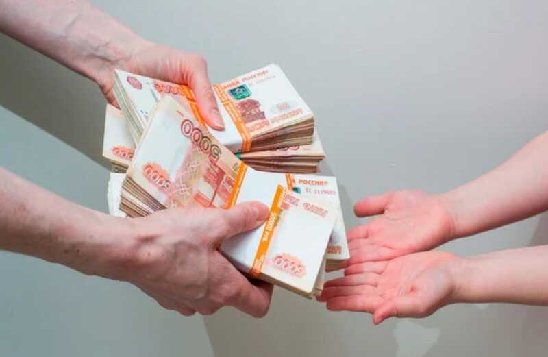 Росстат отметил значительное увеличение случаев задержки выплаты зарплат в России