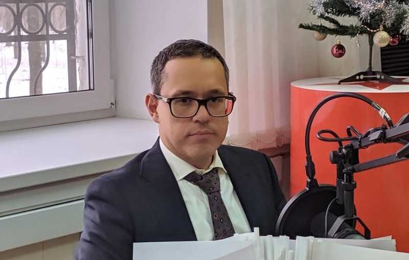 В Орле правоохранительные органы показательно задержали банкира Михаила Шихмана за махинации с валютой