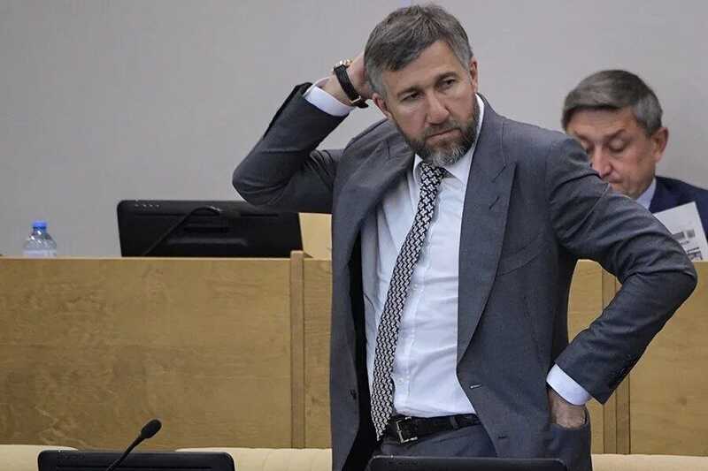 Парламентарий Григорий Аникеев сделал Дубай центральным офисом своей компании