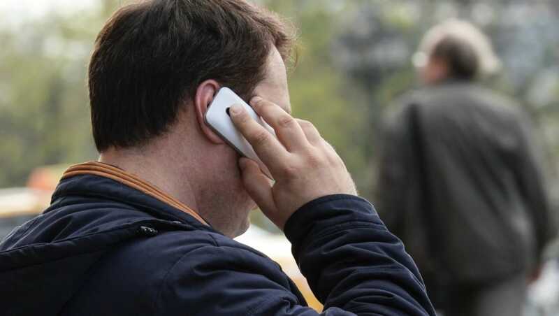 Аферисты пытались связаться с мужчиной 17 тысяч раз