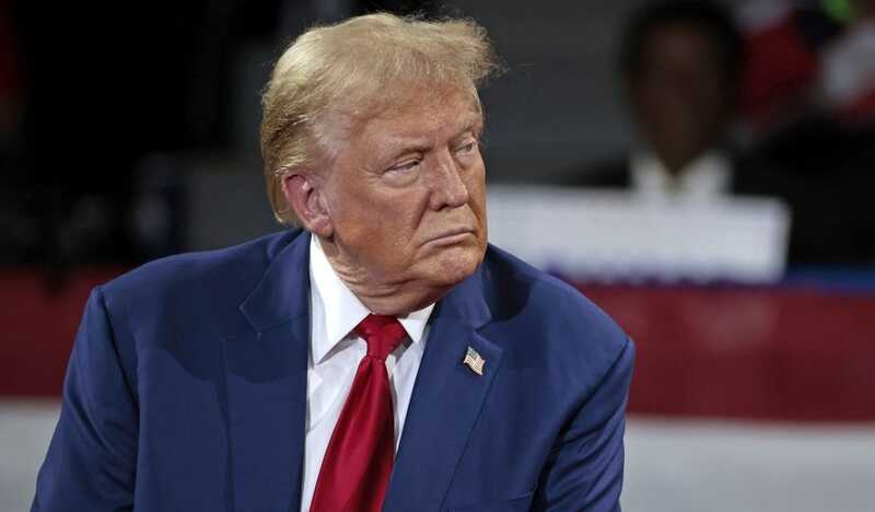 The Wall Street Journal опубликовал «письмо Трампа» к Эпштейну: президент США пообещал обратиться в суд на журнал
