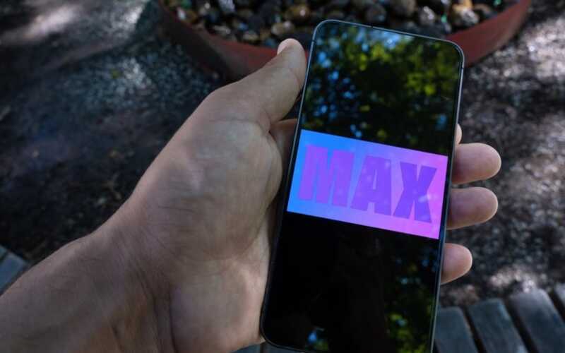 Мессенджер Max будут устанавливать по умолчанию на все смартфоны в России